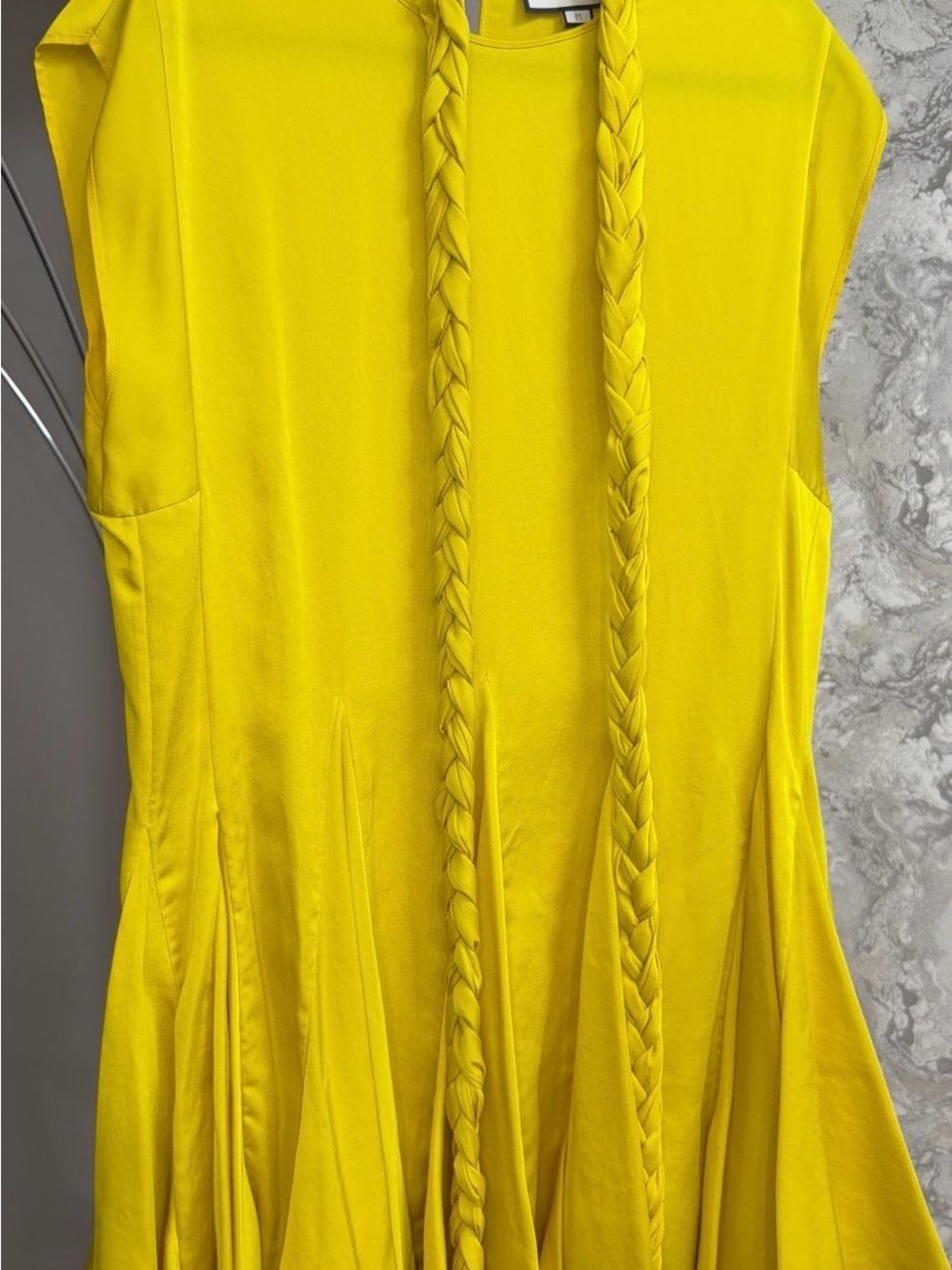 Alexis Yellow Sleeveless Shift Dress